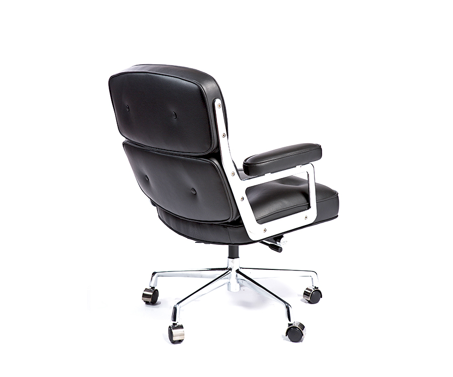 Eames ES 104