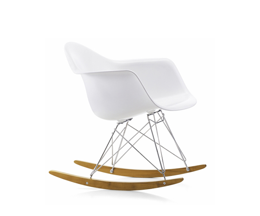 Eames Plastic Armchair RAR