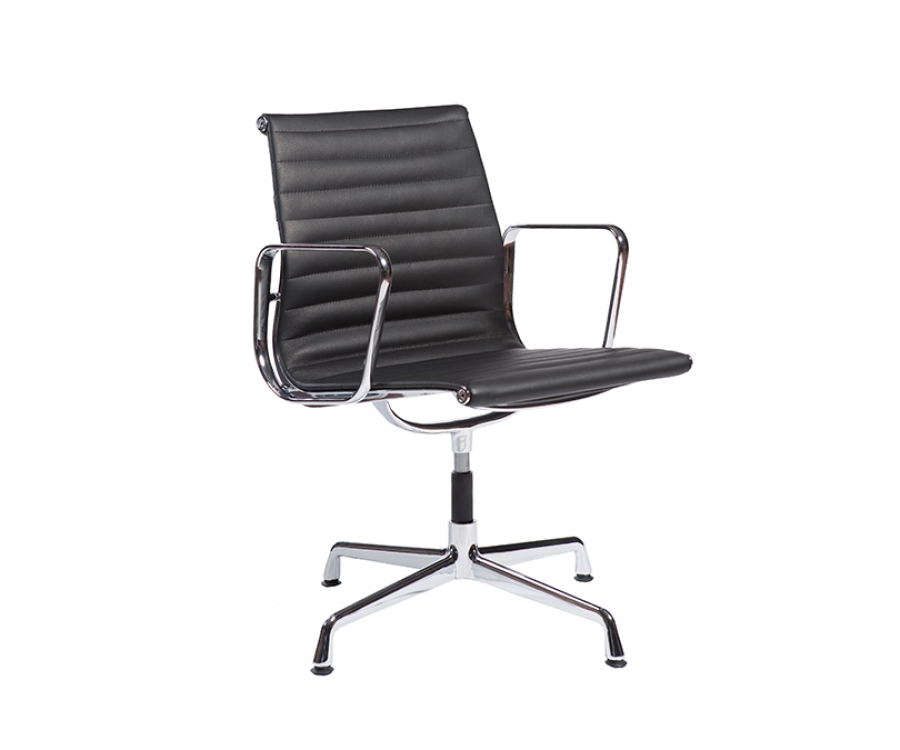 Eames EA 108 Aluminium Chair auf Lager