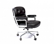 EAMES ES 104 AUF LAGER