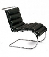 Mies van der Rohe Freischwinger Lounge Chair, 1931